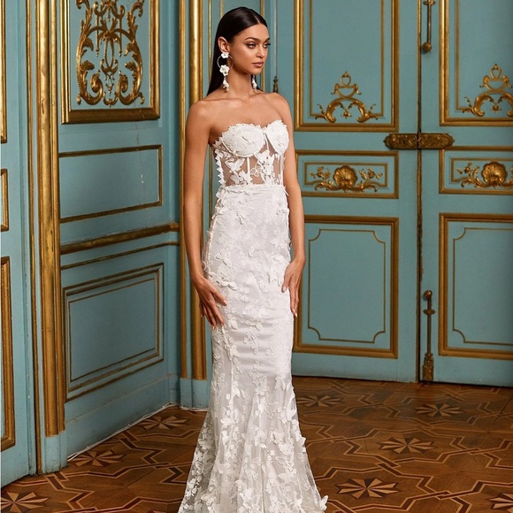 White Alamour the Label Dress -Size Small - Picture 3 of 8